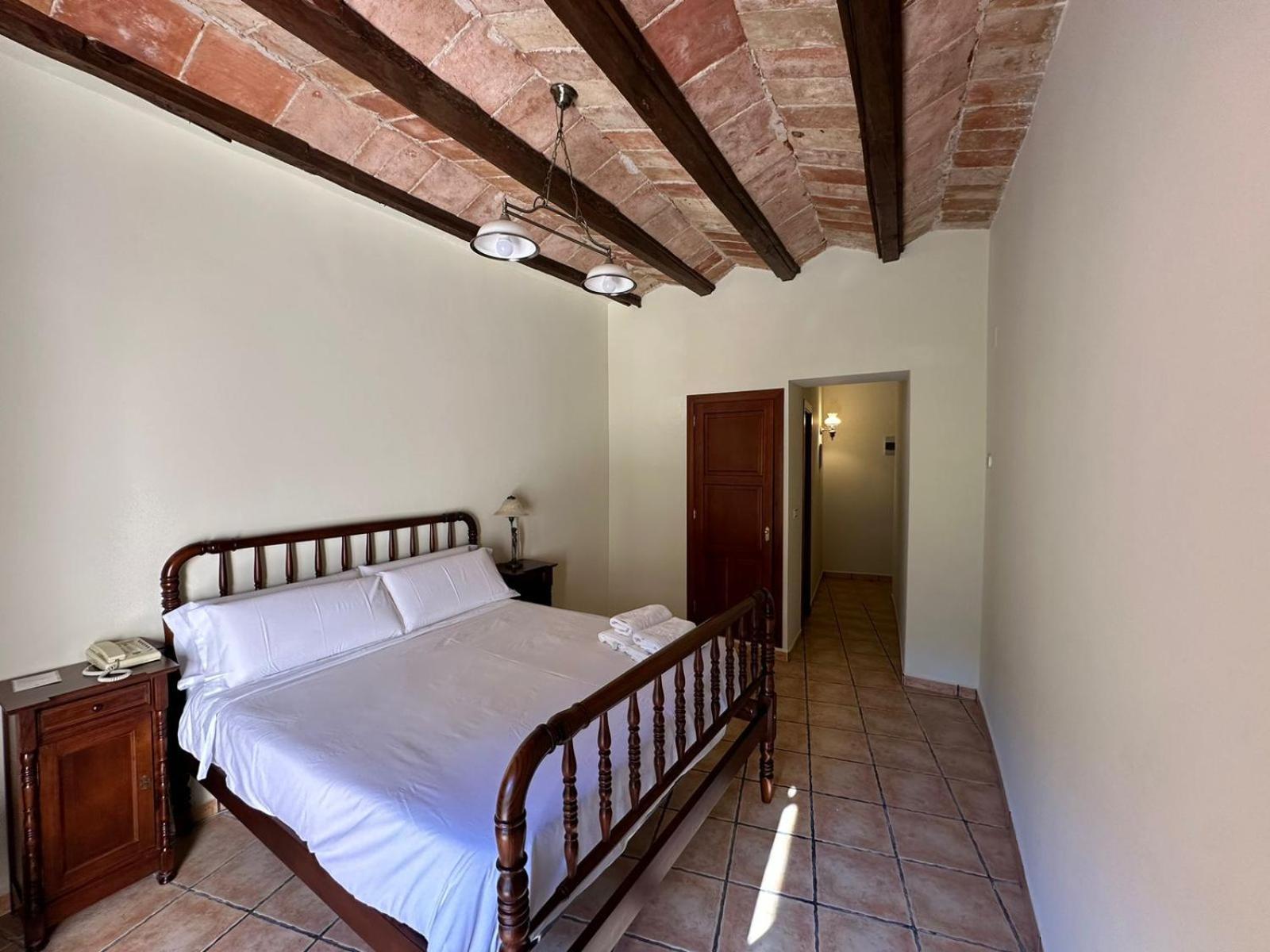 Hotel De La Villa Rubielos De Mora Exteriör bild